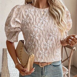 Classic Floral Jacquard Puff Short Sleeve blouse
